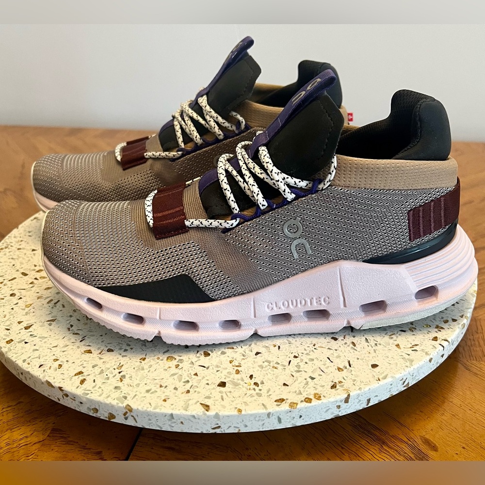 Women's On Cloudnova Sneakers Shoes in Rare Colorway Zinc and Lily in Size 6.5